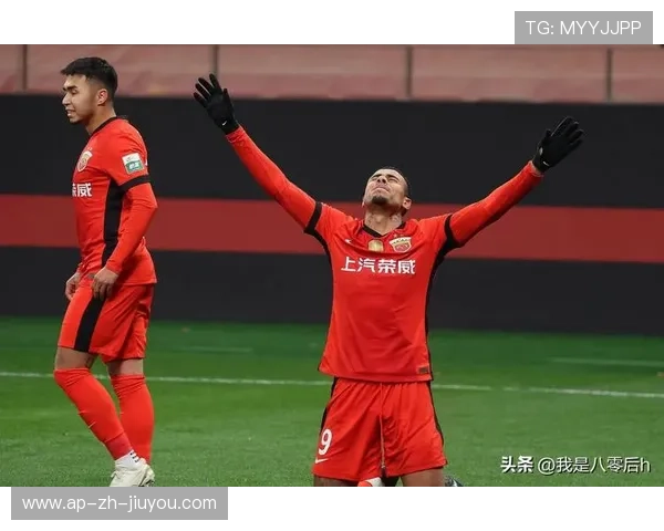 上海海港外援组合依旧强势，卫冕之路已不可阻挡