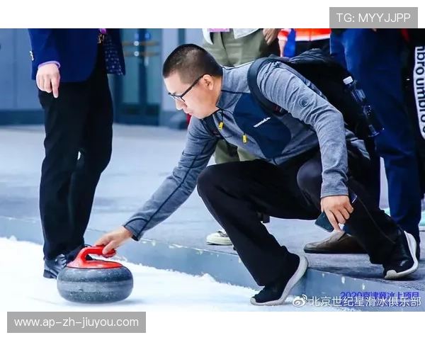 特色冰壶体验营,冬季运动新潮流,冰壶项目视频 特色冰壶体验营,冬季运动新潮流,冰壶项目视频